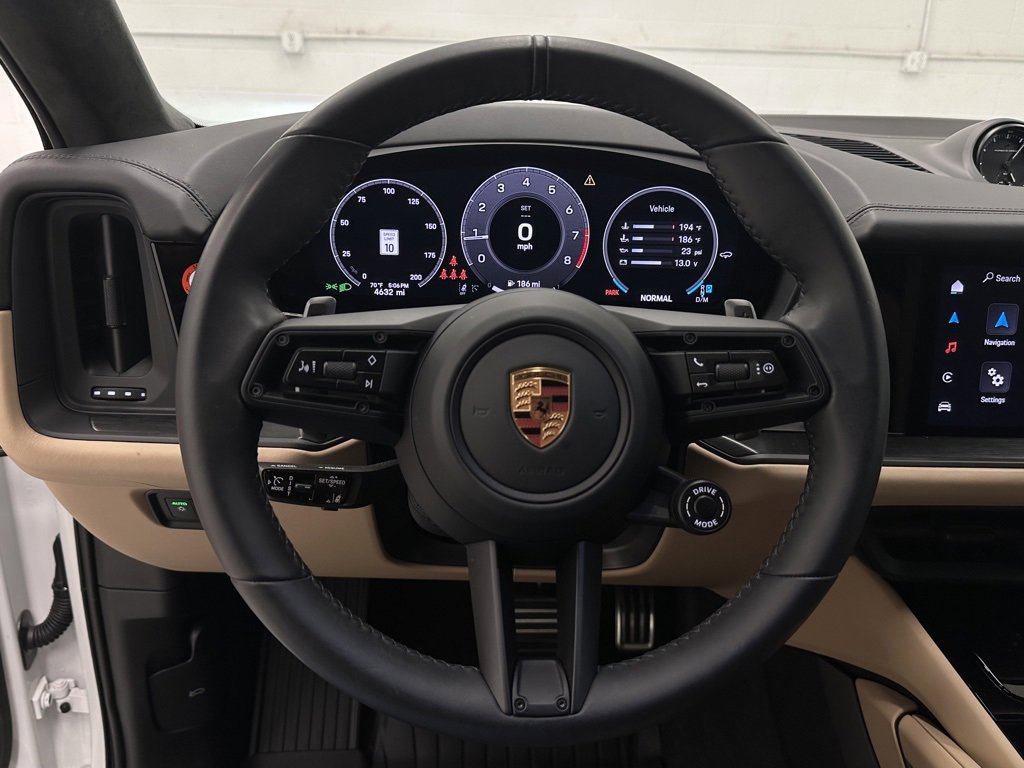 Used 2025 Porsche Cayenne GTS image 24