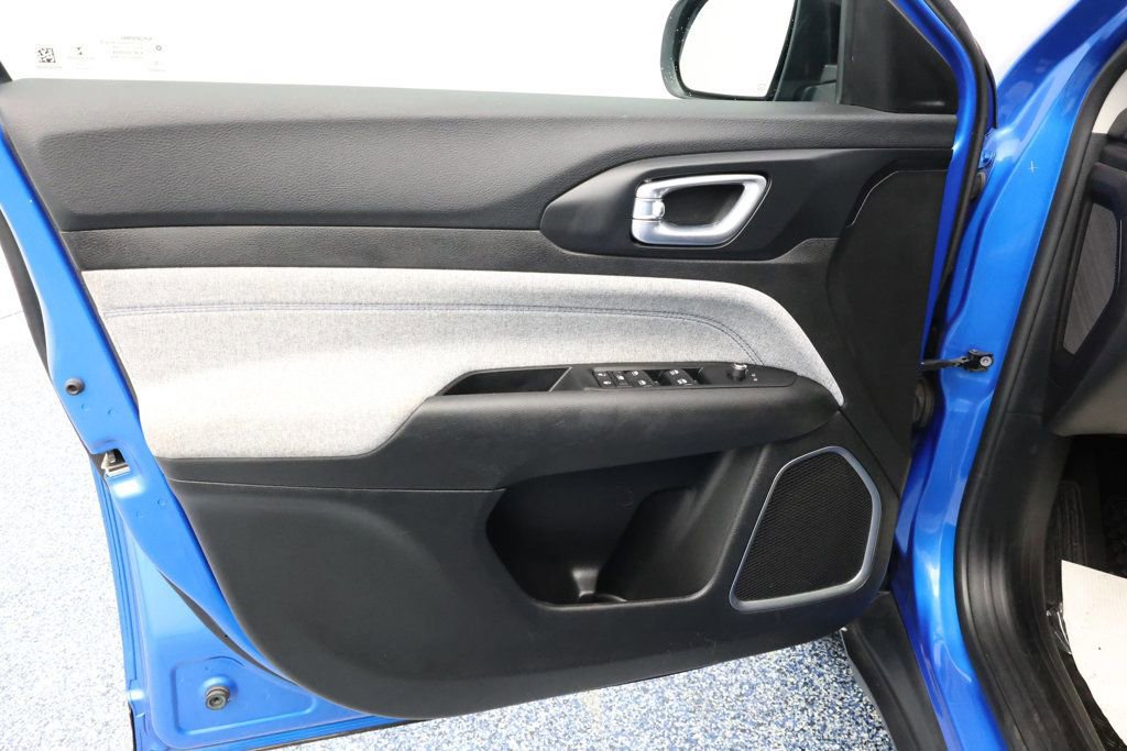 Used 2022 Jeep Compass Latitude w/ Convenience Group image 7