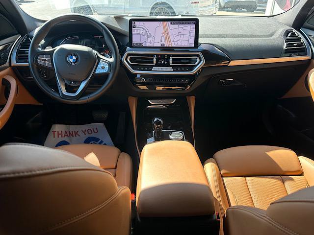 Used 2025 BMW X4 xDrive30i AWD/4WD image 17
