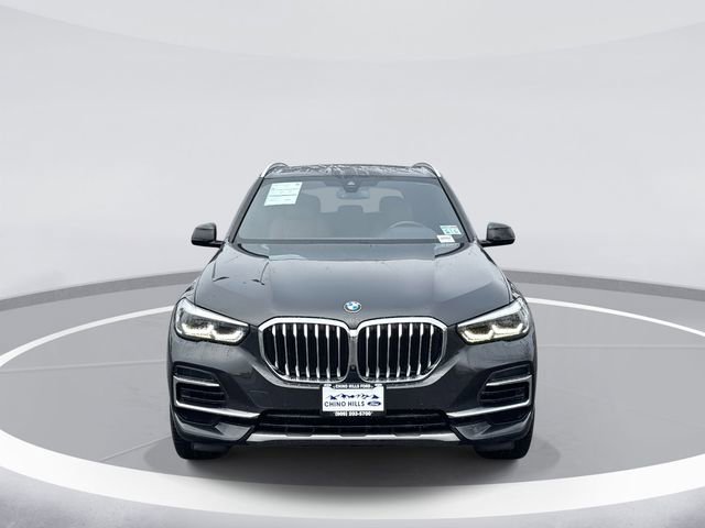 Used 2023 BMW X5 sDrive40i w/ Parking Assistance Package image 2