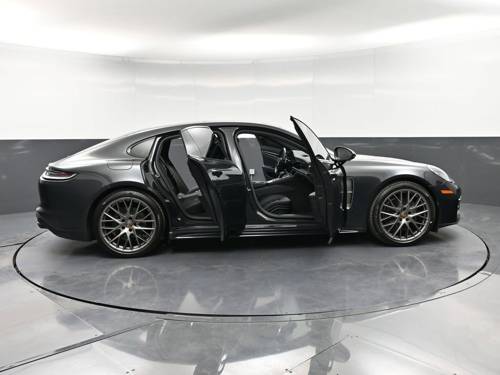 Certified 2023 Porsche Panamera 4 Platinum Edition AWD/4WD image 36