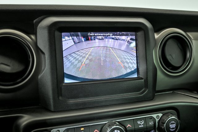 Used 2018 Jeep Wrangler Unlimited Sport S image 22