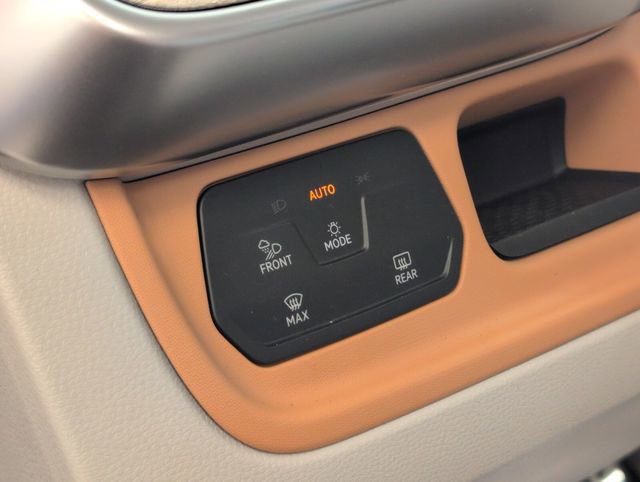 New 2025 Volkswagen ID. Buzz Pro S Plus image 12