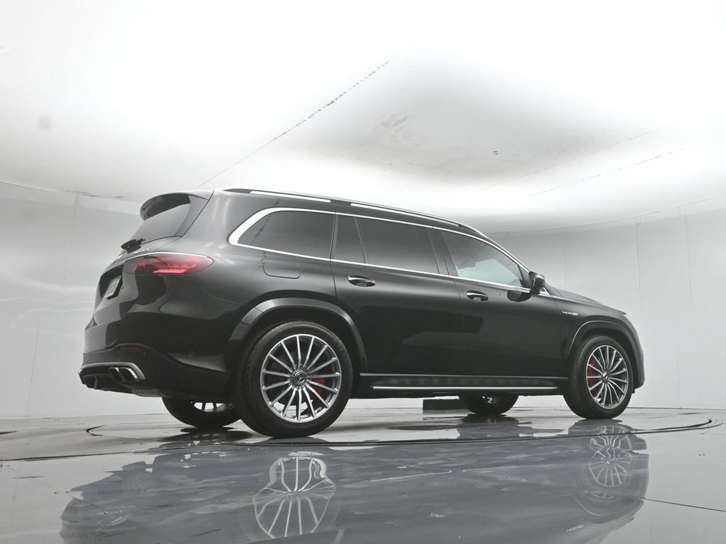 Used 2025 Mercedes-Benz GLS 63 AMG 4MATIC image 44