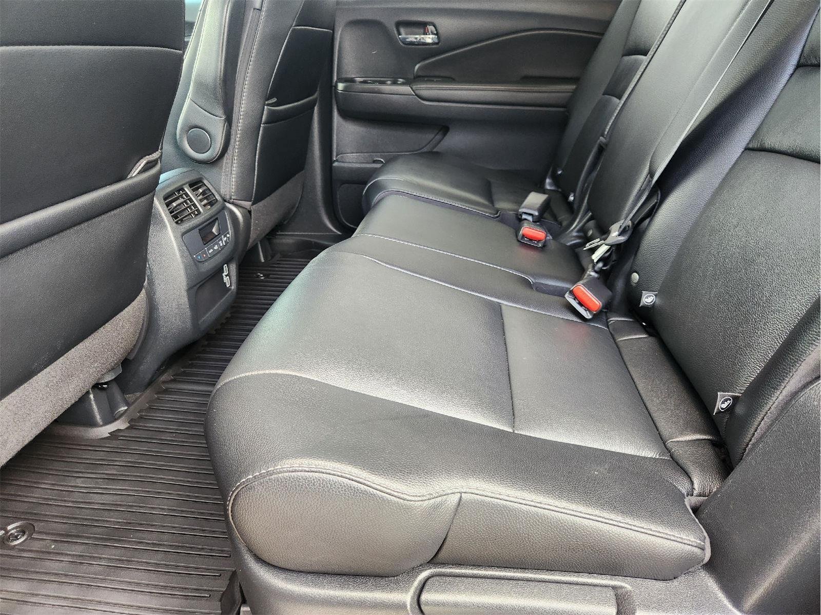 Used 2022 Honda Pilot Special Edition image 30