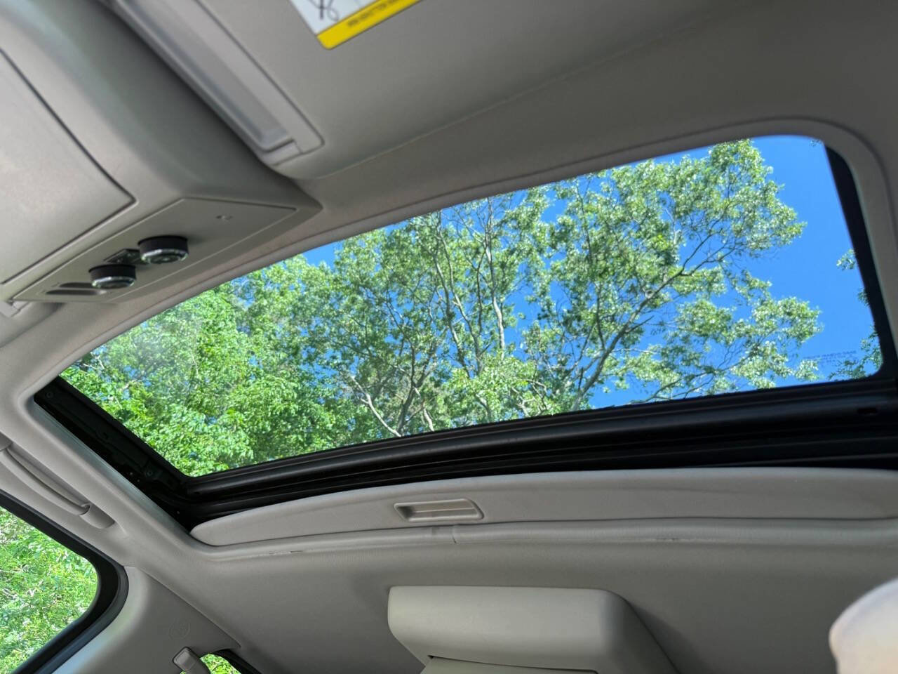 Used 2011 Nissan Armada Platinum AWD/4WD image 31