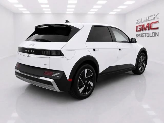 Used 2025 Hyundai Ioniq 5 SE AWD/4WD image 8