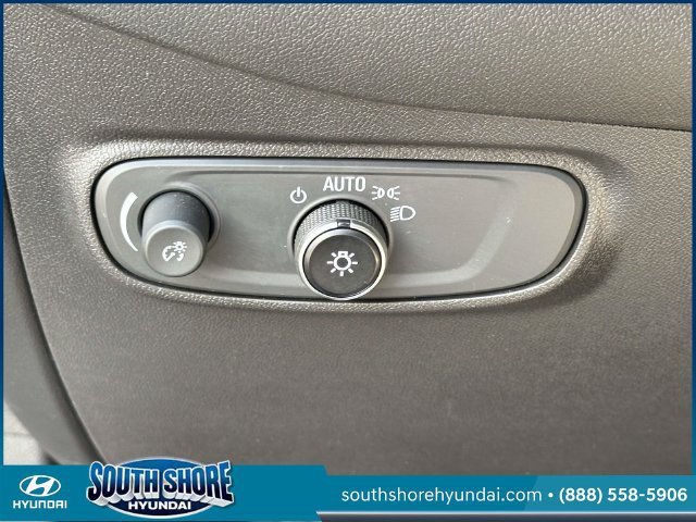 Used 2023 Chevrolet Equinox LS AWD/4WD image 21