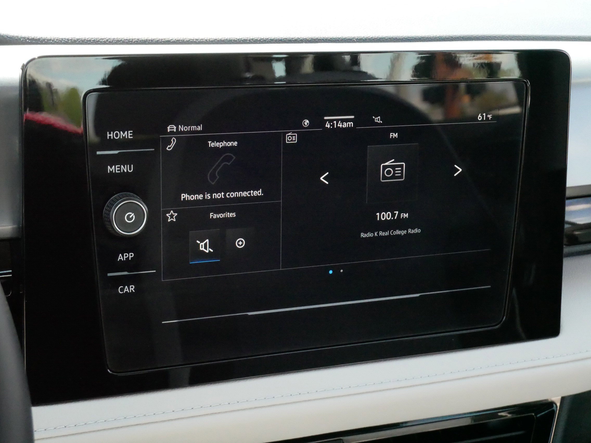 Certified 2025 Volkswagen Taos S AWD/4WD image 22