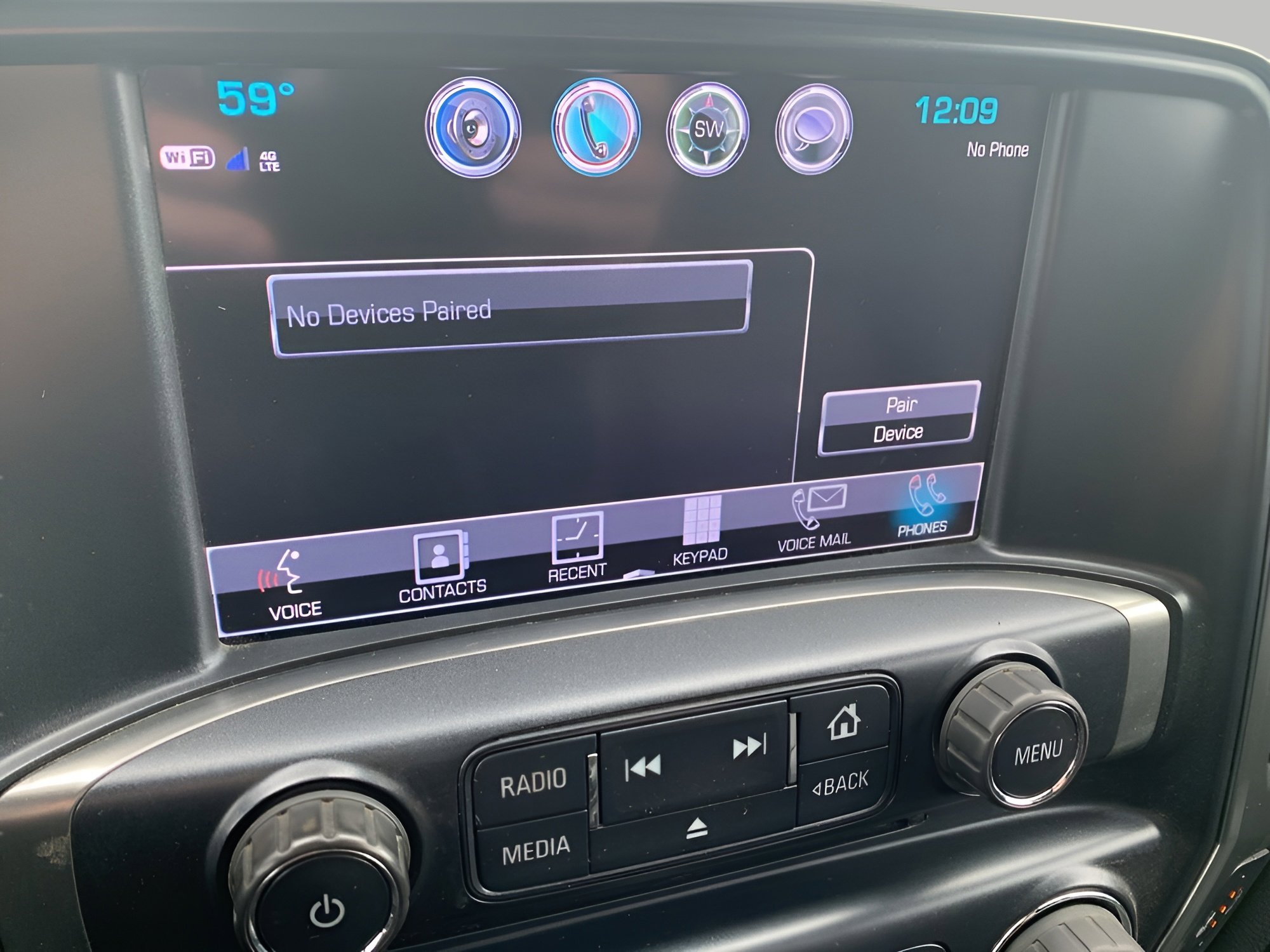 Used 2017 Chevrolet Silverado 1500 LT w/ All Star Edition image 15