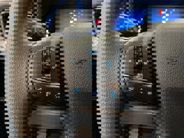 New 2025 Ford Maverick XL w/ Equipment Group 102A image 18