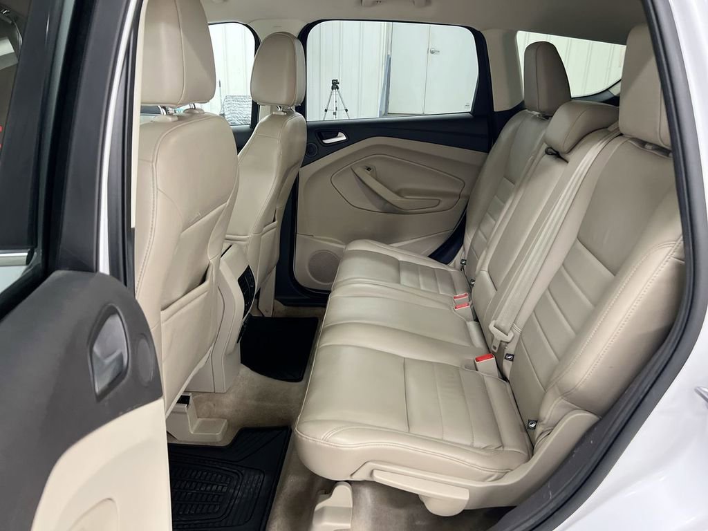 Used 2015 Ford Escape SE w/ Equipment Group 201A image 22