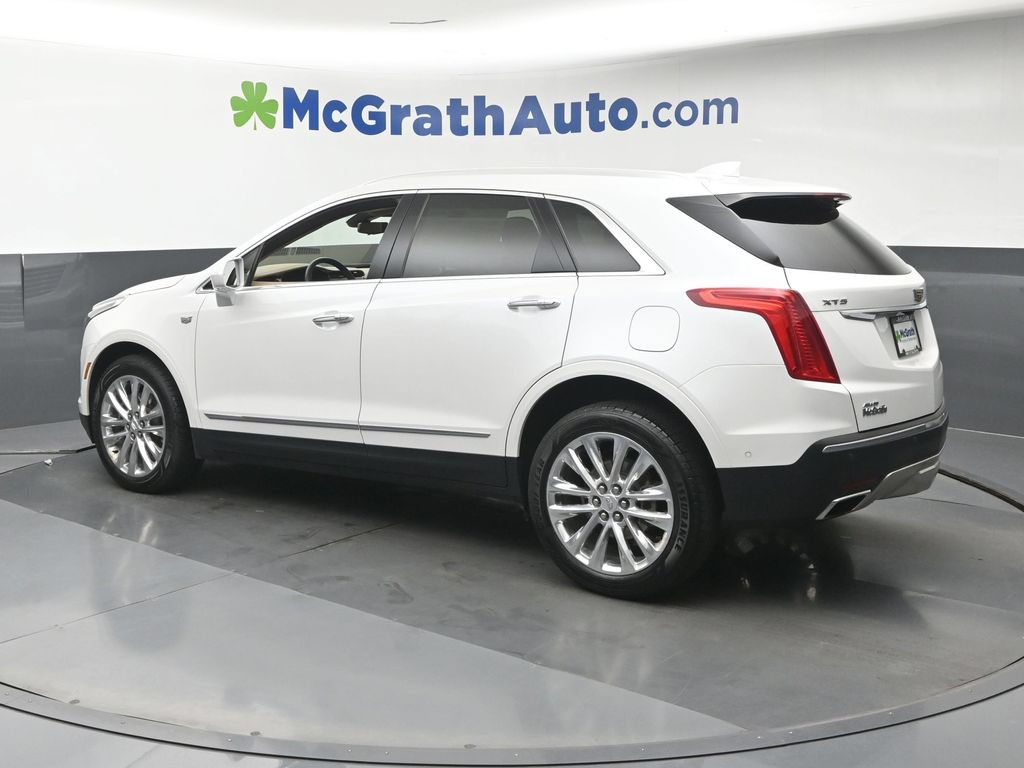 Used 2017 Cadillac XT5 Platinum w/ Driver Assist Package AWD/4WD image 28