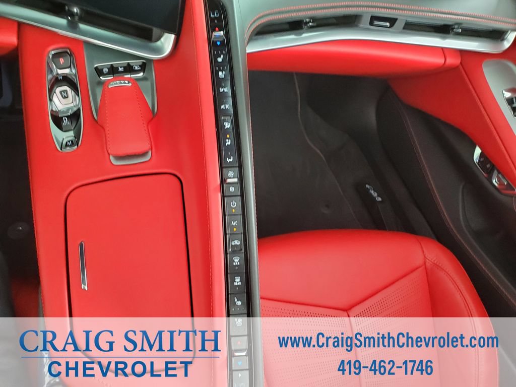 Used 2024 Chevrolet Corvette Stingray Premium Conv w/ Z51 Performance Package RWD image 28