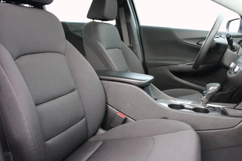 Used 2024 Chevrolet Malibu LS image 20