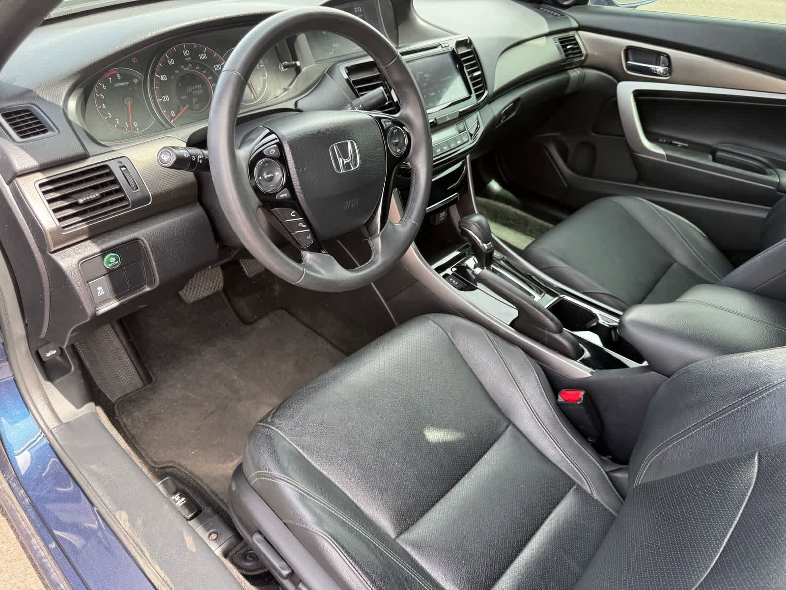 Used 2017 Honda Accord EX-L image 11