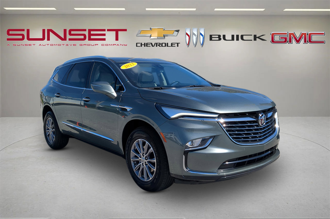 Certified 2023 Buick Enclave Essence