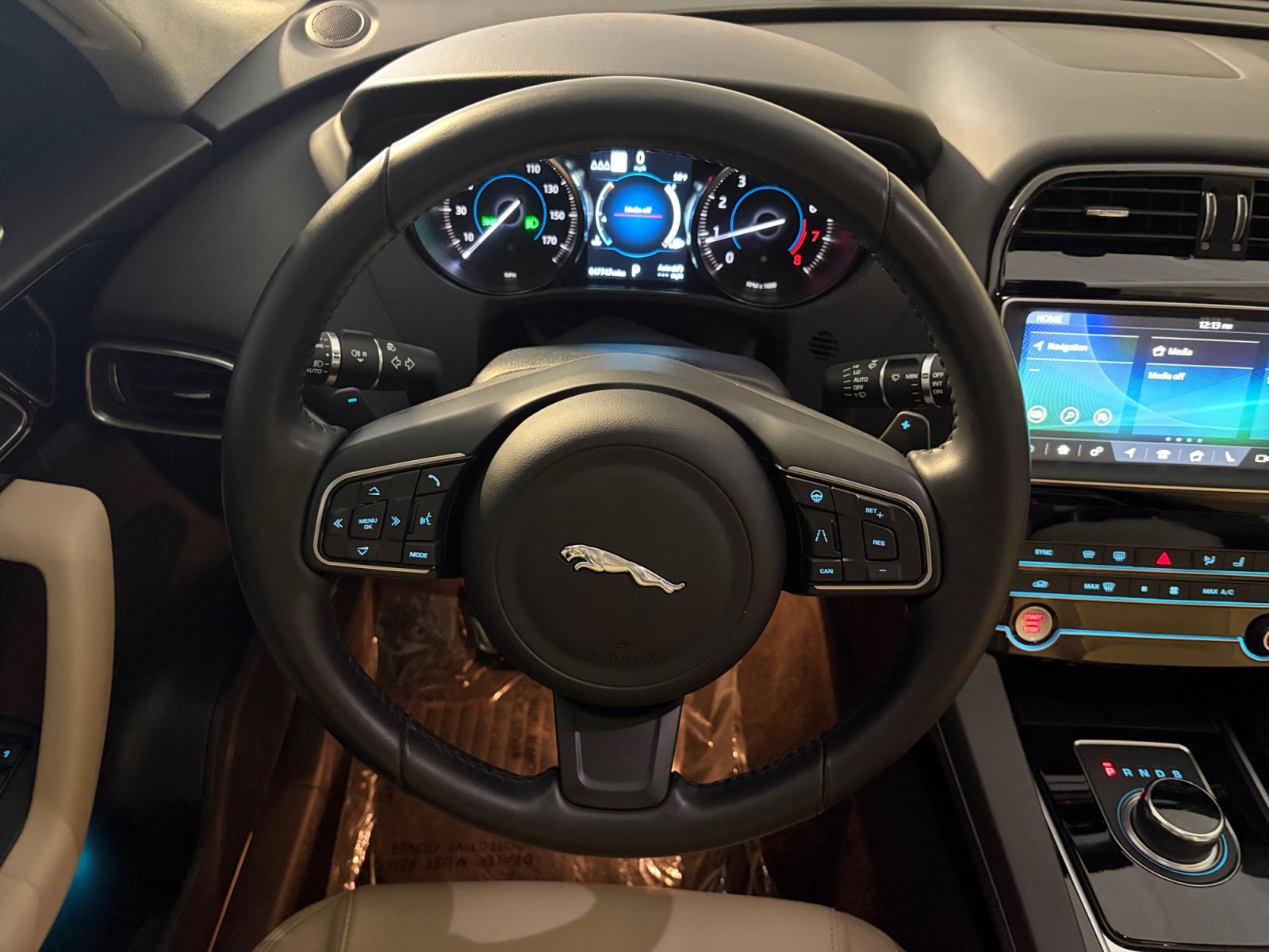 Used 2020 Jaguar F-PACE Premium AWD/4WD image 36