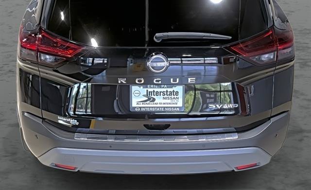 Used 2023 Nissan Rogue SV w/ SV Premium Package AWD/4WD image 12