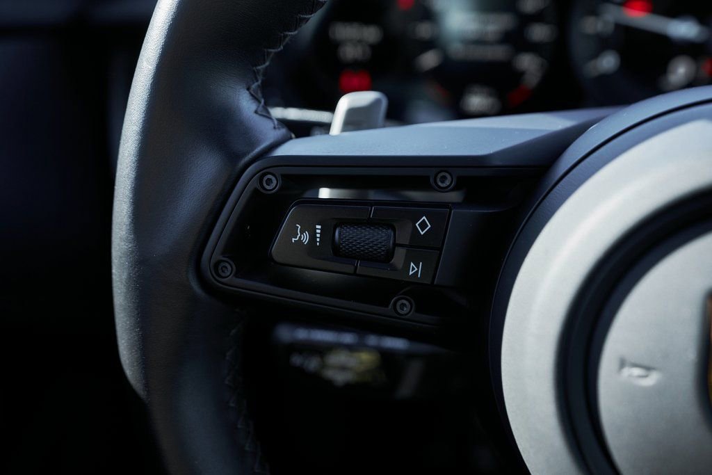 Used 2024 Porsche 911 Carrera S w/ Sport Package image 42