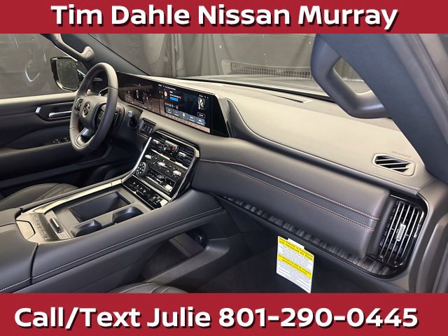 Used 2025 Nissan Armada PRO-4X AWD/4WD image 17
