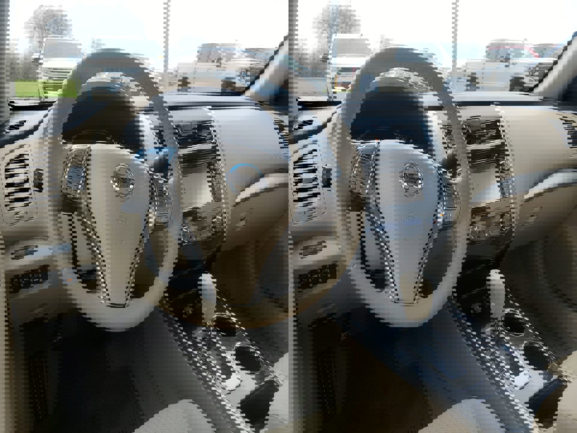 Used 2014 Nissan Altima 2.5 SV w/ Convenience Package image 19