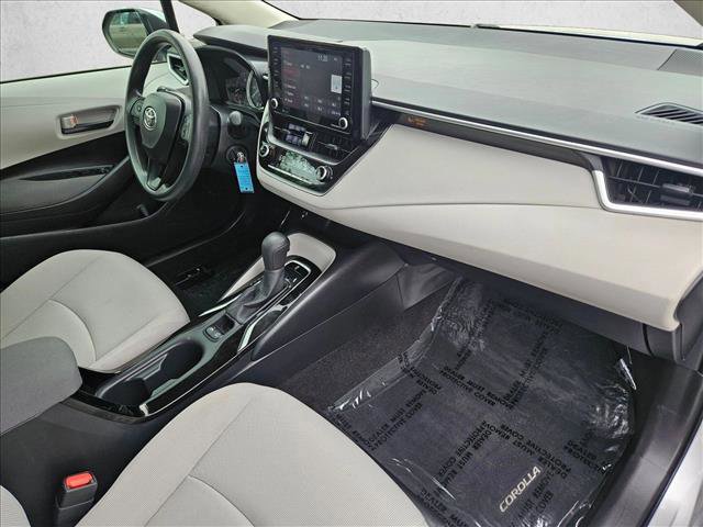 Used 2022 Toyota Corolla LE w/ Carpet Mat Package (TMS) image 20