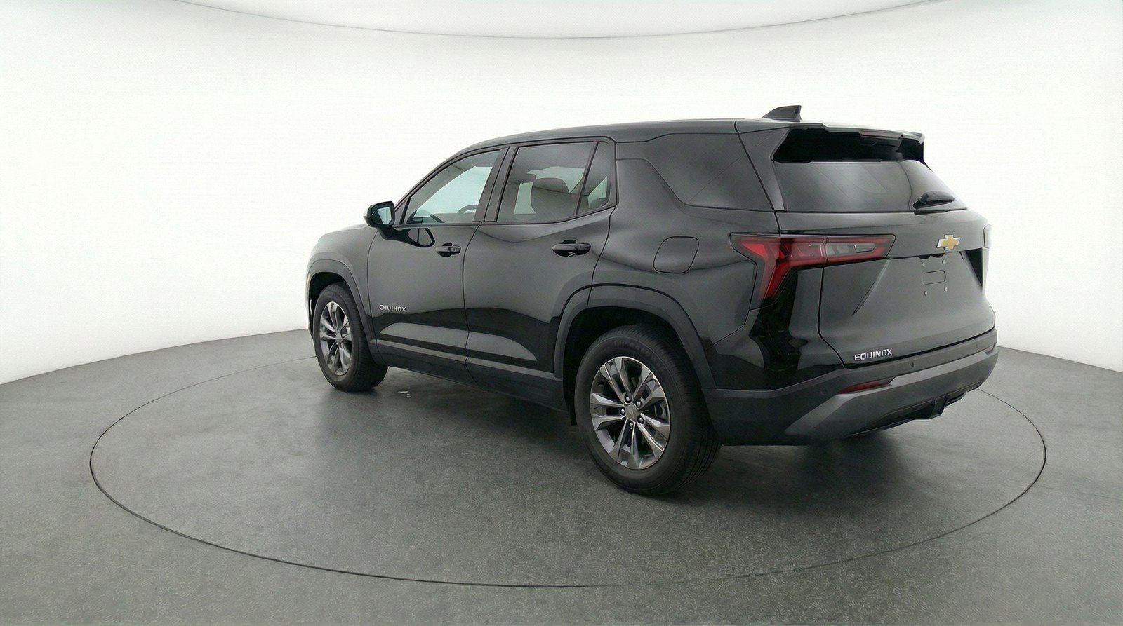 Used 2025 Chevrolet Equinox LT FWD image 6