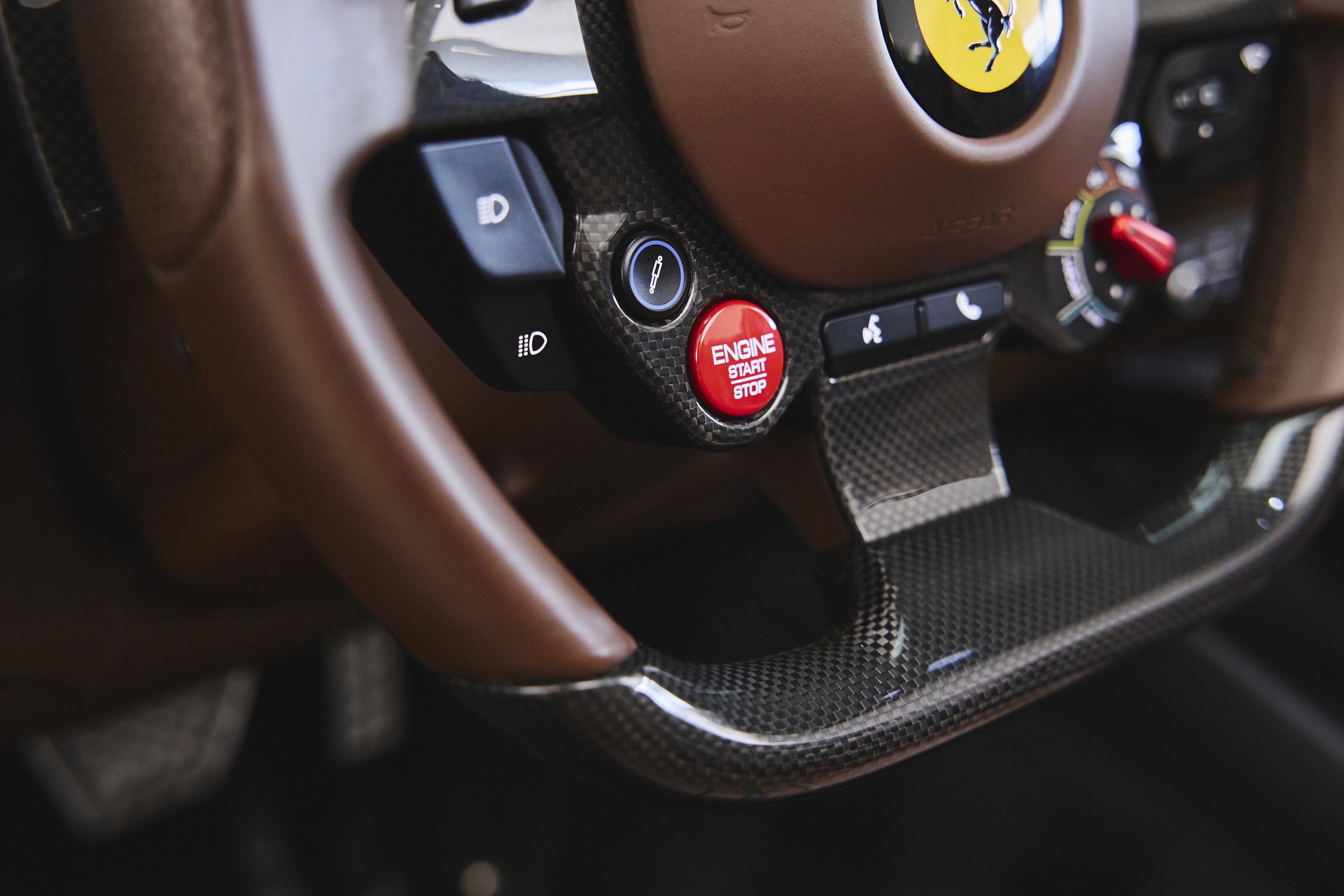 Used 2022 Ferrari 812 GTS image 22