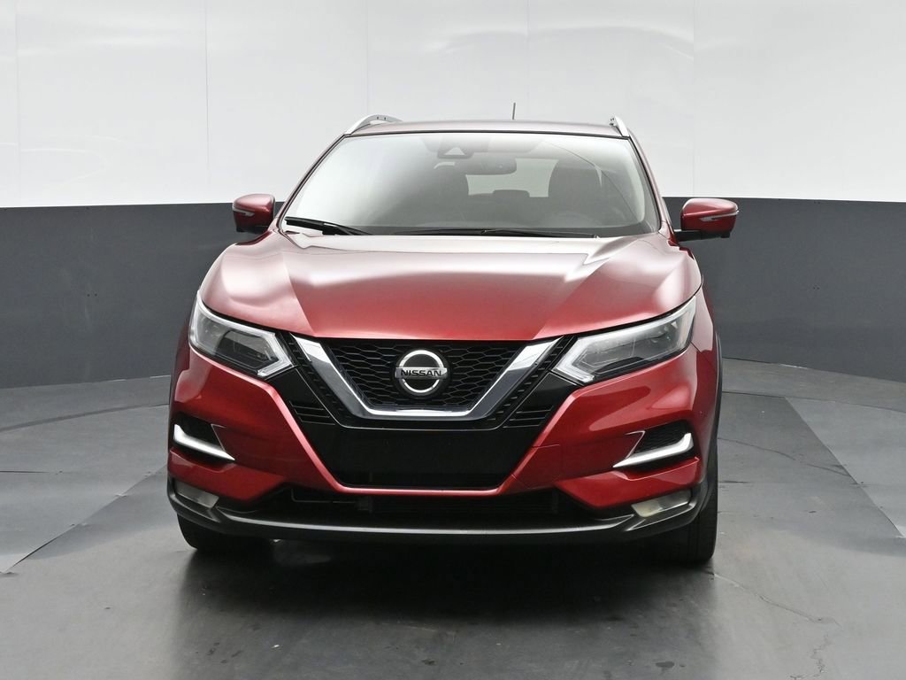 Used 2022 Nissan Rogue Sport SL w/ Premium Package image 2