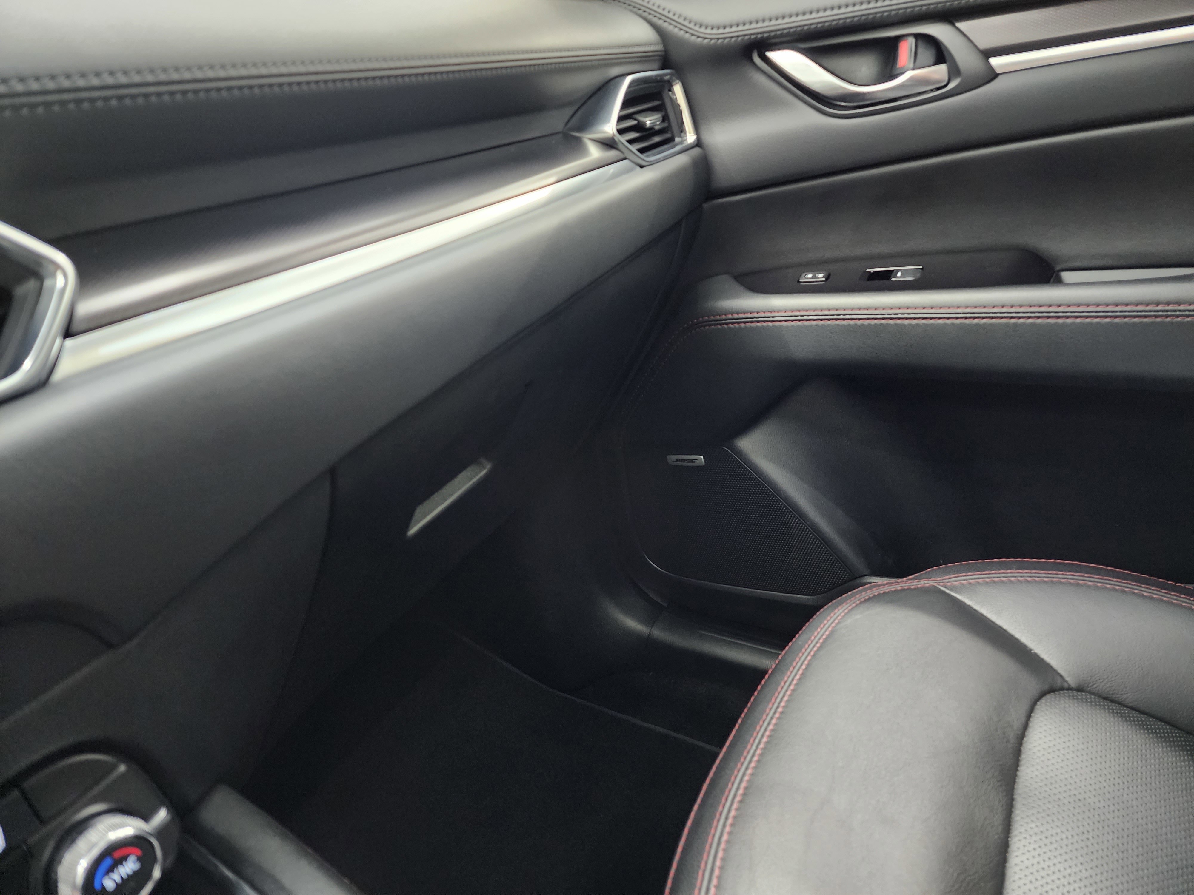 Used 2024 MAZDA CX-5 Carbon Edition image 13