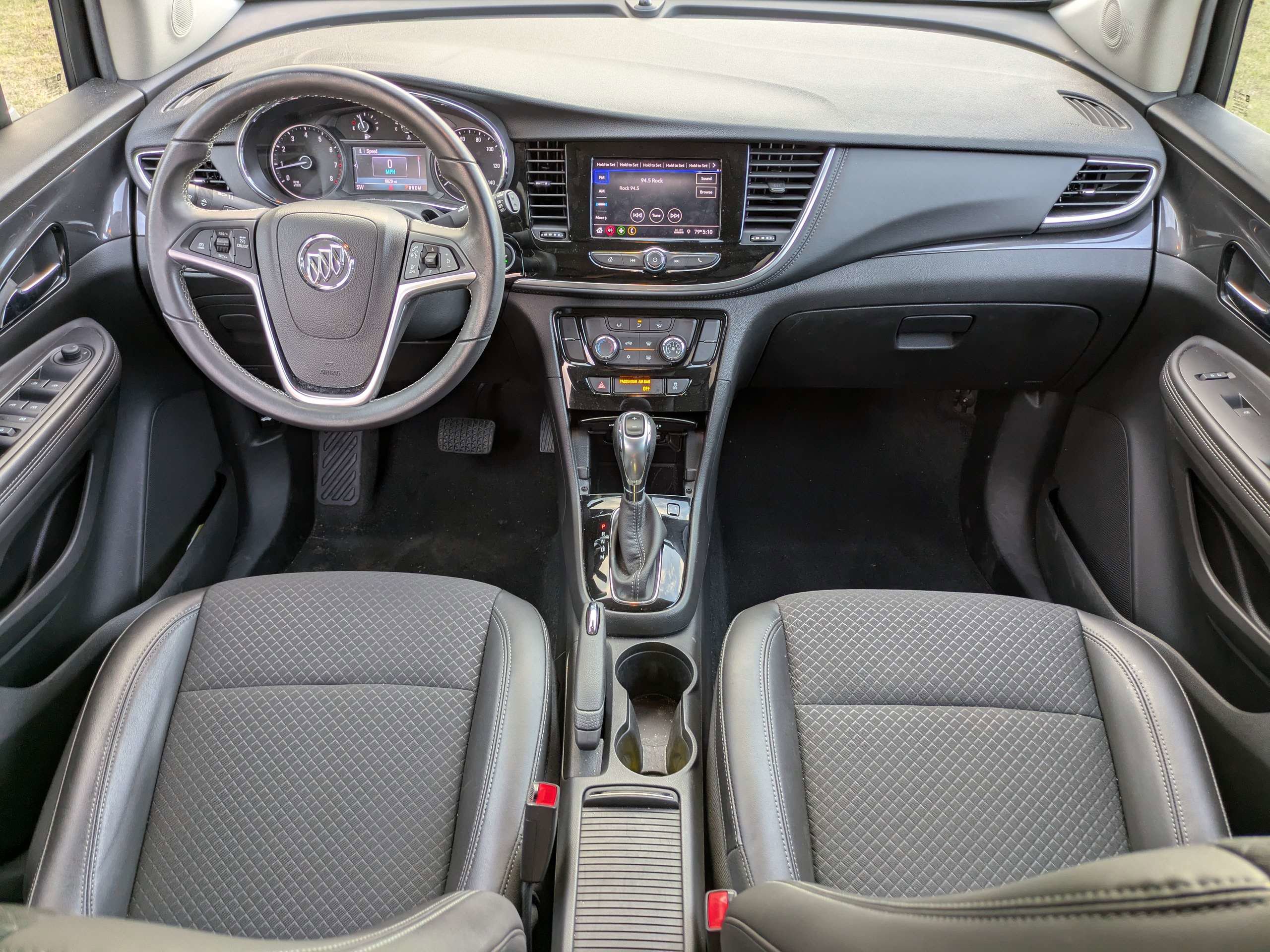 Used 2022 Buick Encore Preferred w/ Safety Package image 21