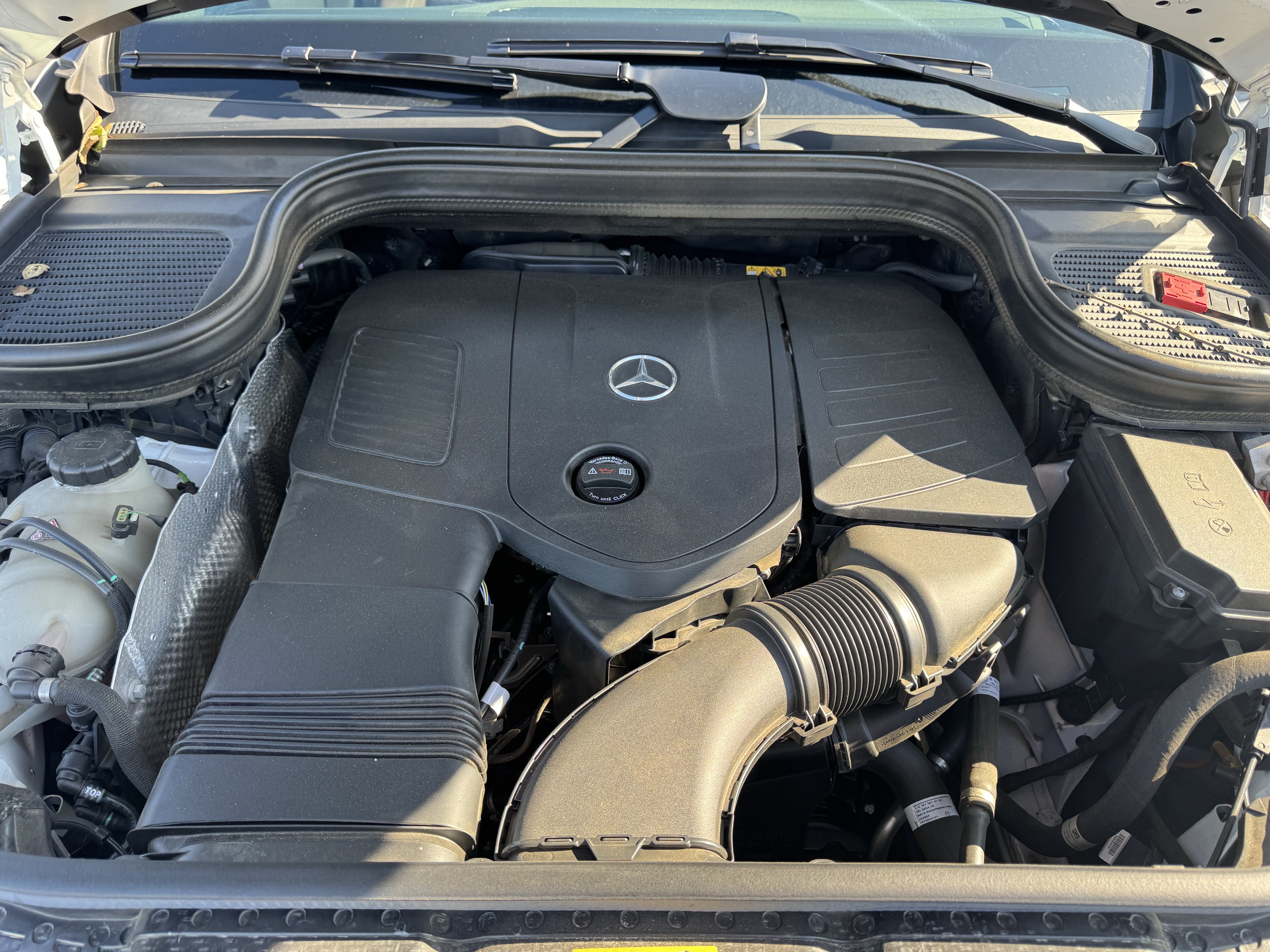 Used 2024 Mercedes-Benz GLE 350 4MATIC image 36
