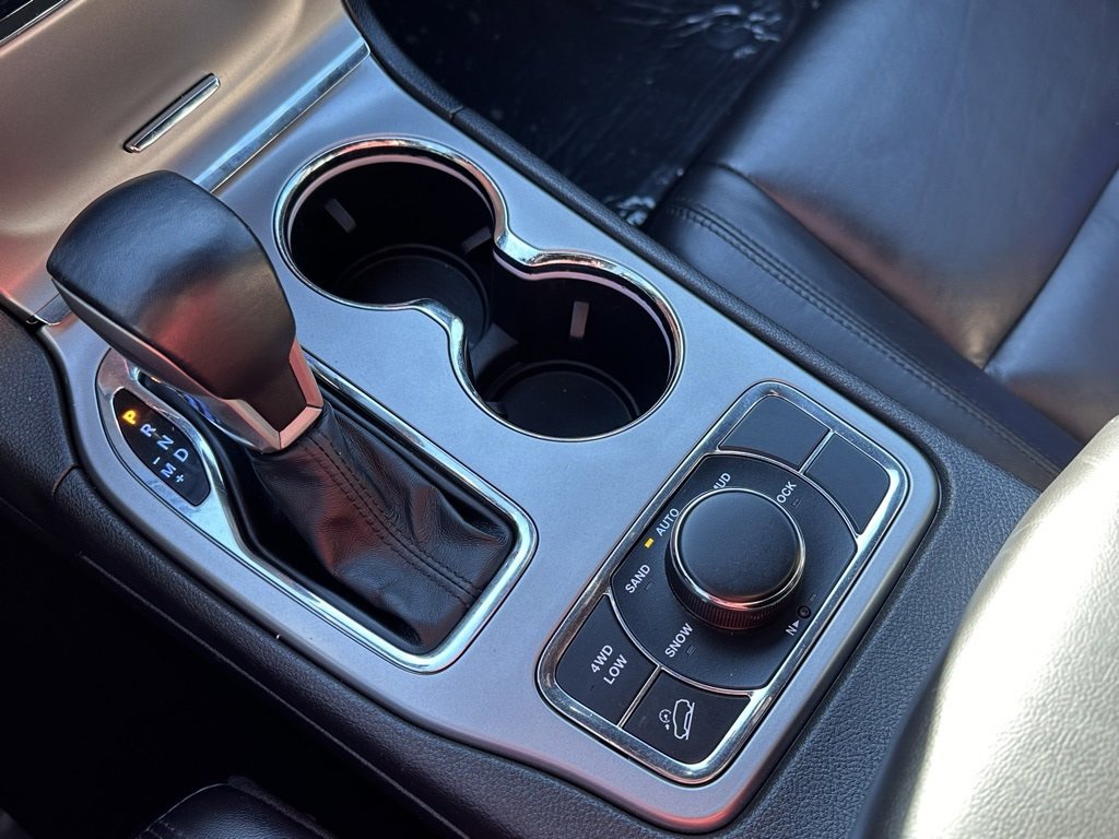 Used 2021 Jeep Grand Cherokee Limited w/ Trailer Tow Group IV image 26