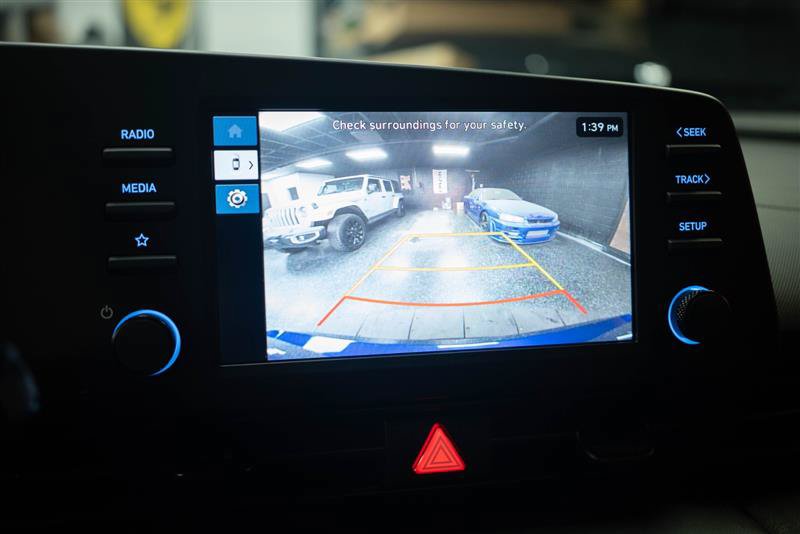 Used 2025 Hyundai Elantra Sport FWD image 22