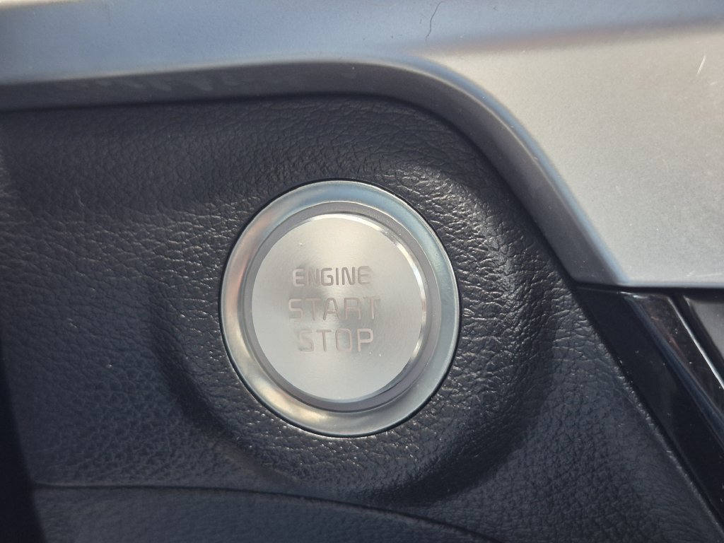 Used 2025 Kia Telluride S AWD/4WD image 23