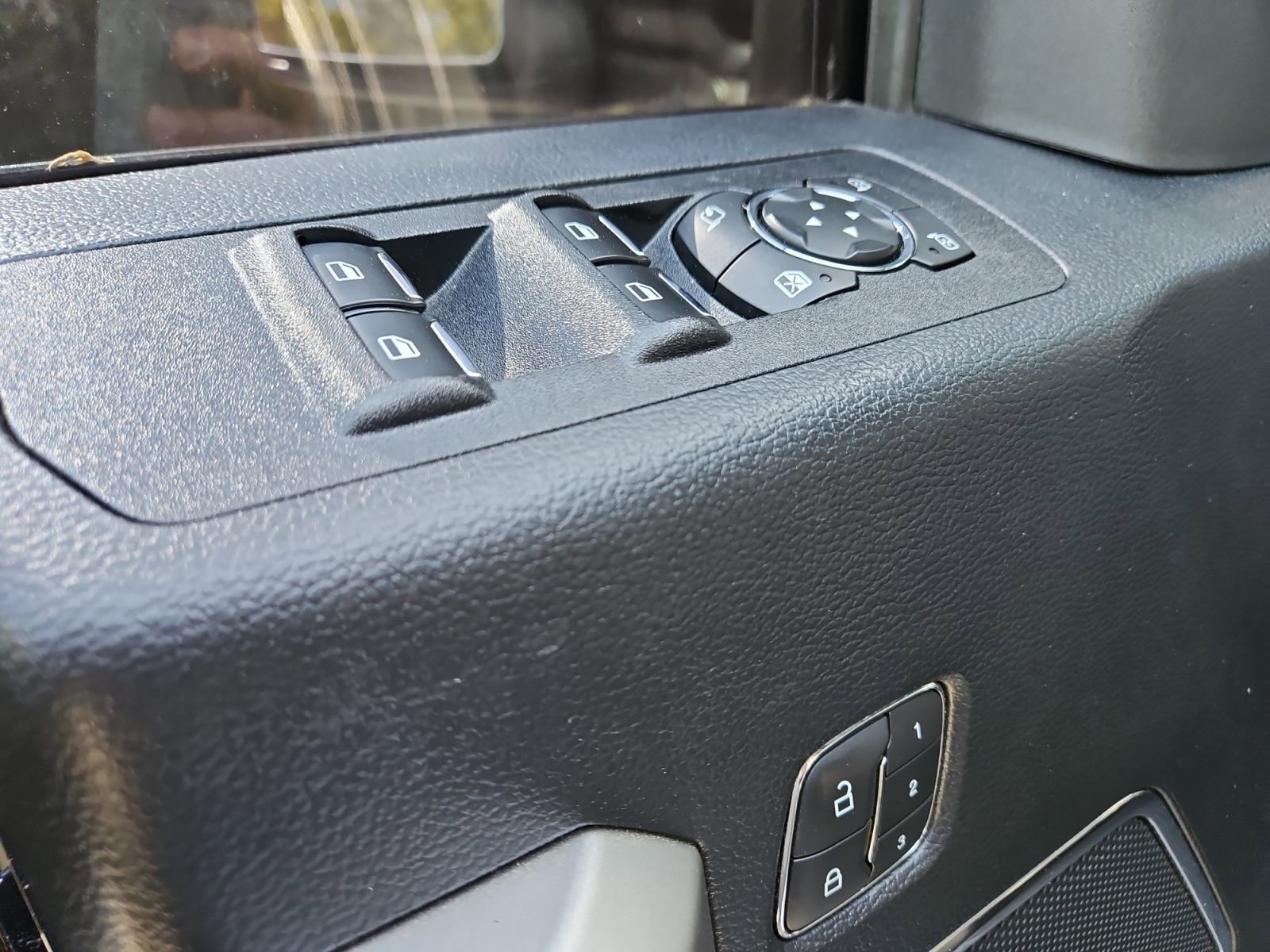 Used 2020 Ford F150 Lariat w/ Equipment Group 502A Luxury image 21