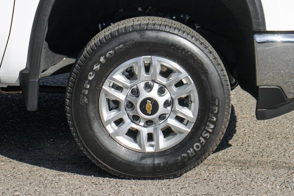 Used 2025 Chevrolet Silverado 2500 LT w/ Convenience Package image 41