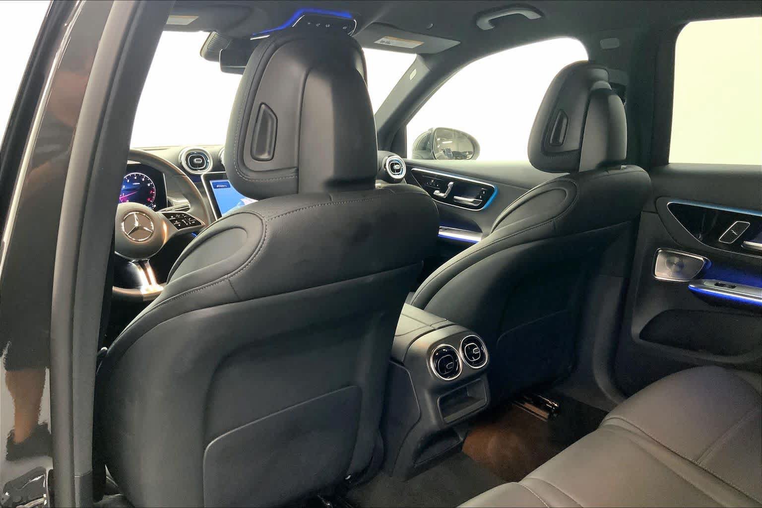 Used 2026 Mercedes-Benz GLC 300 image 16