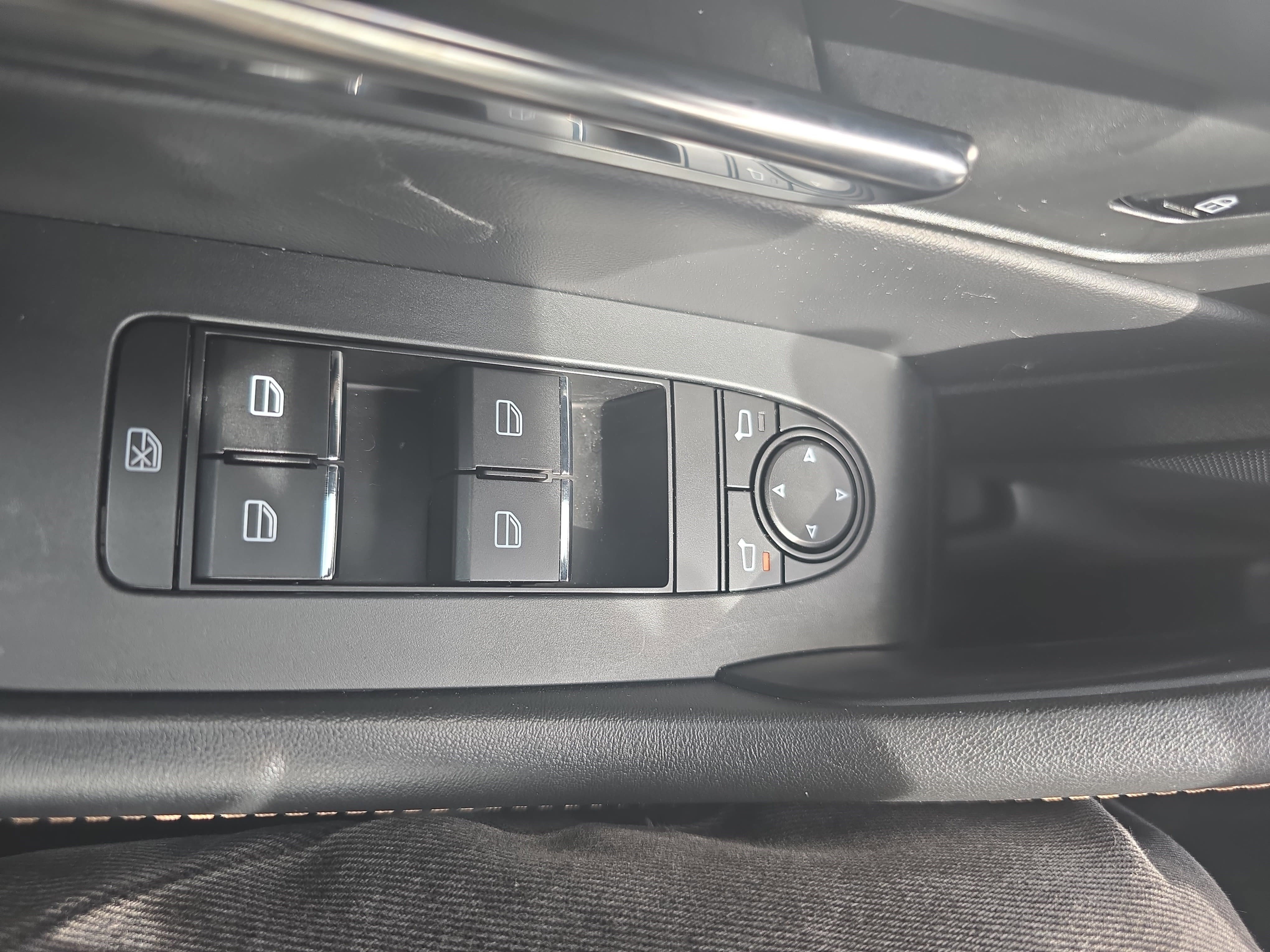 Used 2025 MAZDA CX-90 3.3 Turbo w/ Preferred Package image 27