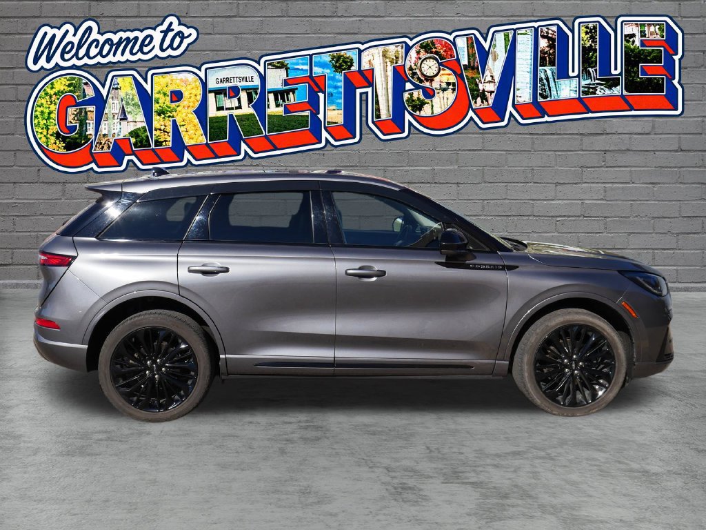 Used 2024 Lincoln Corsair AWD w/ Equipment Group 101A image 33