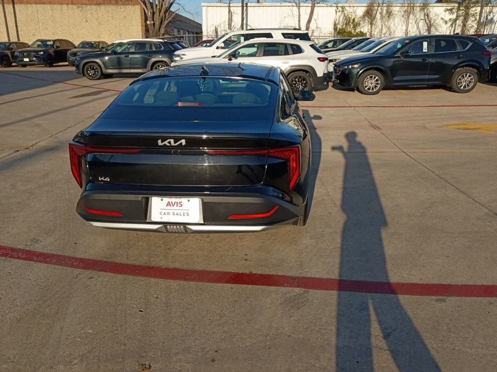 Used 2025 Kia K4 LXS image 6