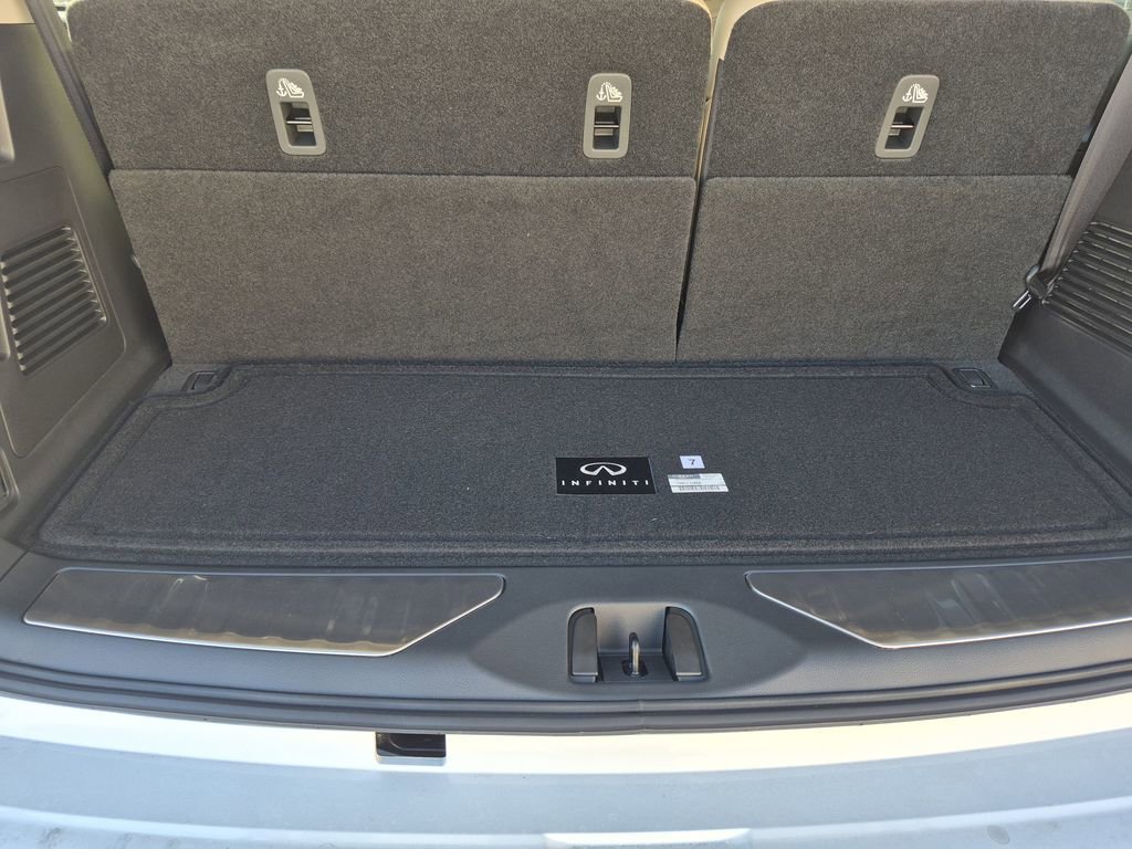 New 2026 INFINITI QX80 Pure image 23