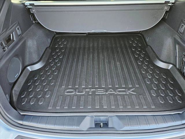 Certified 2025 Subaru Outback Onyx Edition image 6