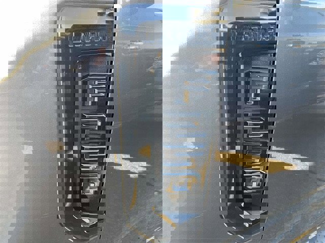 Used 2022 Ford F250 Lariat image 8