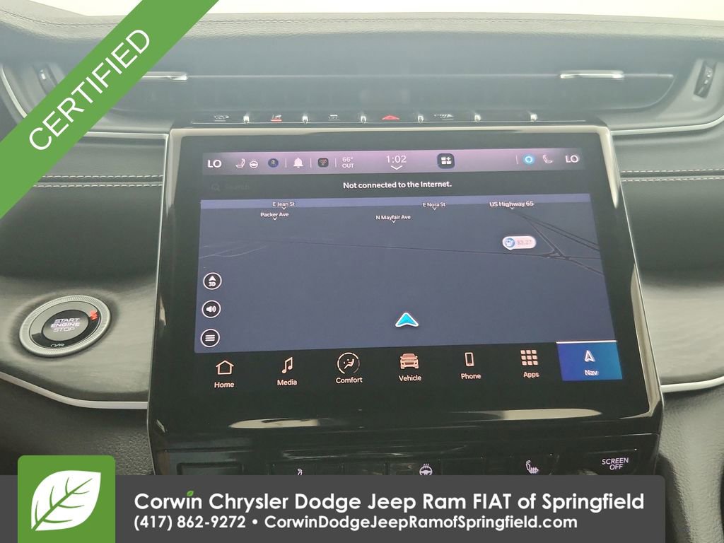 Certified 2025 Jeep Grand Cherokee L Limited w/ Black Appearance Package image 17