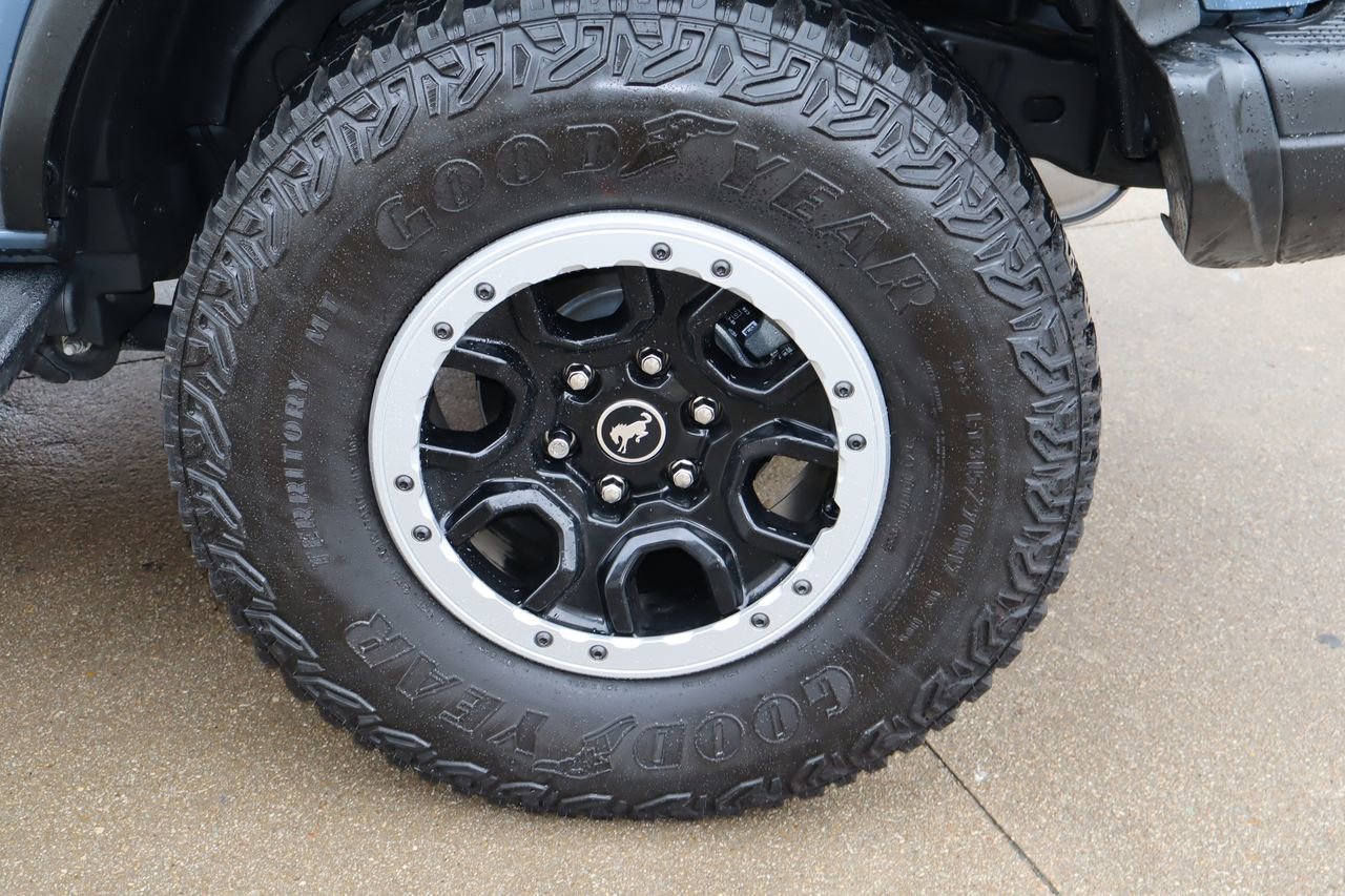 Used 2023 Ford Bronco Badlands w/ Sasquatch Package AWD/4WD image 25