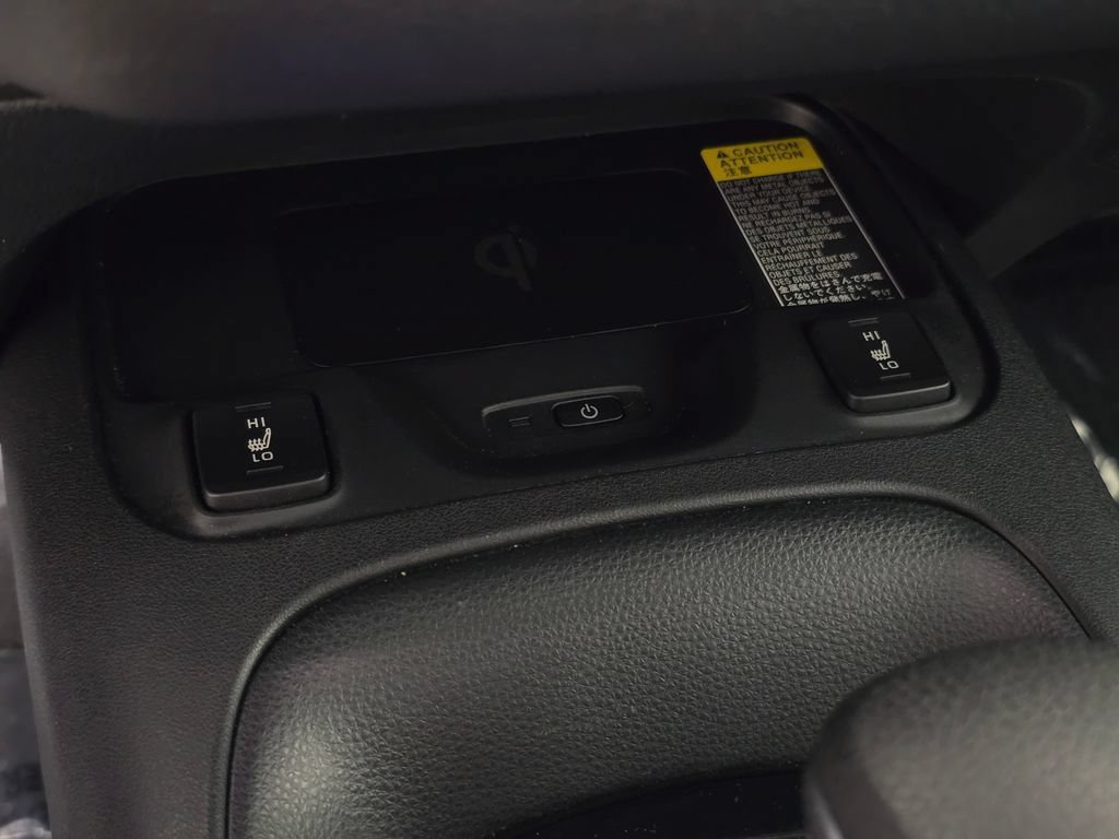 Used 2024 Toyota Corolla XSE FWD image 30