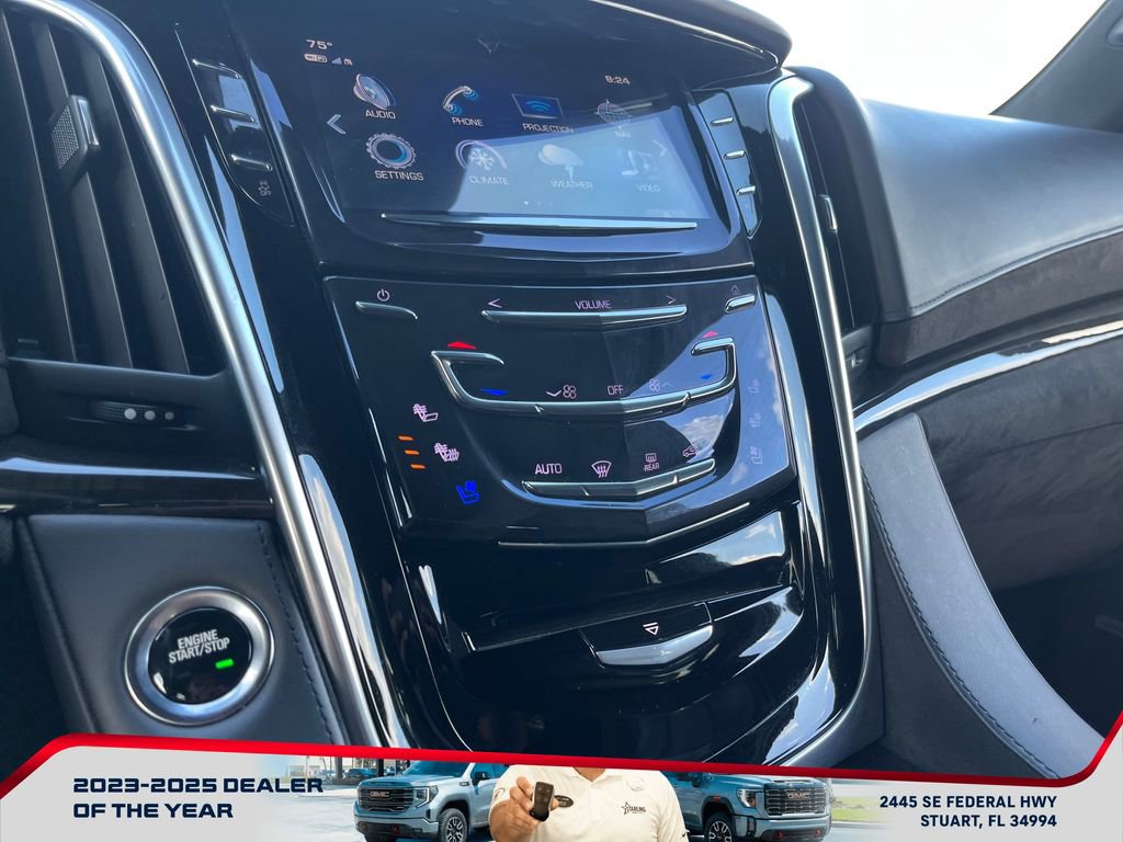 Used 2020 Cadillac Escalade ESV Platinum AWD/4WD image 31