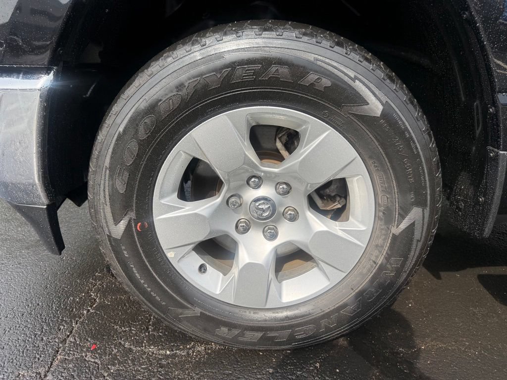 Used 2024 RAM 1500 Big Horn AWD/4WD image 10